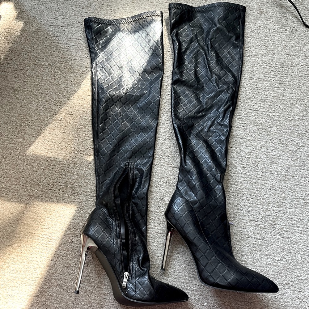 Over the knee boots